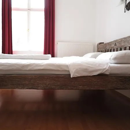 Jo Itt Pesten Guest house 3*